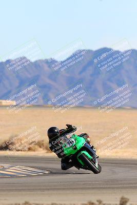 media/Jan-08-2022-SoCal Trackdays (Sat) [[1ec2777125]]/Turn 4 (1145am)/